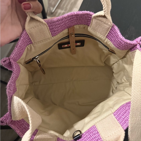 Authentic Marni Logo Tote - Picture 4 of 6